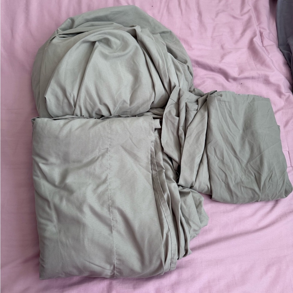 Soft Sage Green Sheet Set - Home Bedding